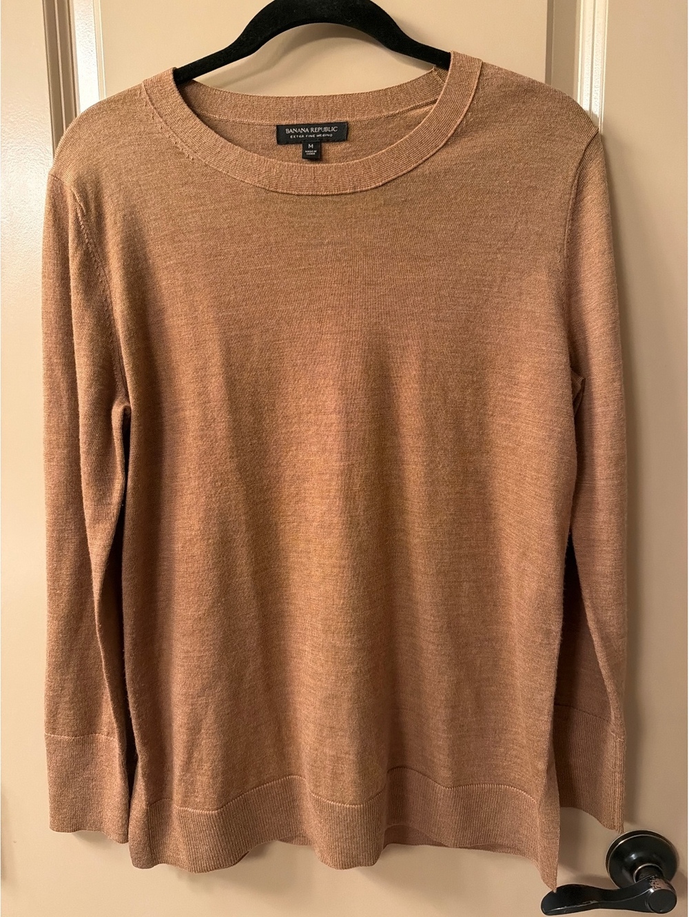 Banana Republic Extra Fine Merino Wool Sweater, Medium, Tan